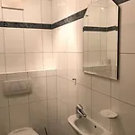 Theresa Apartmanhotel 3*