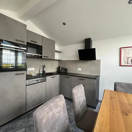 Theresa Апарт-отель 3*