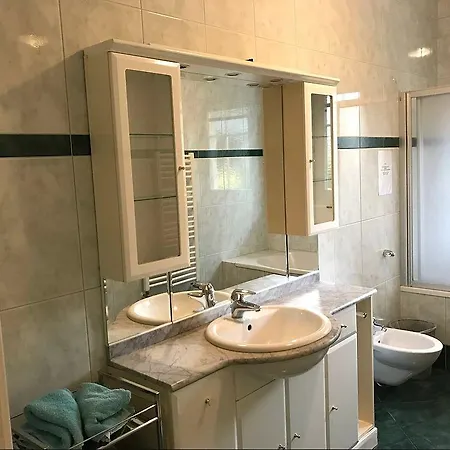 Theresa 公寓式酒店 3*