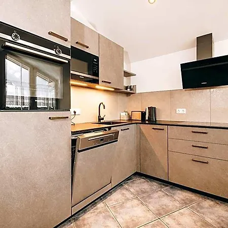 Aparthotel Theresa 3*