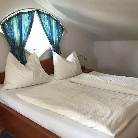 Апарт-отель Theresa 3*