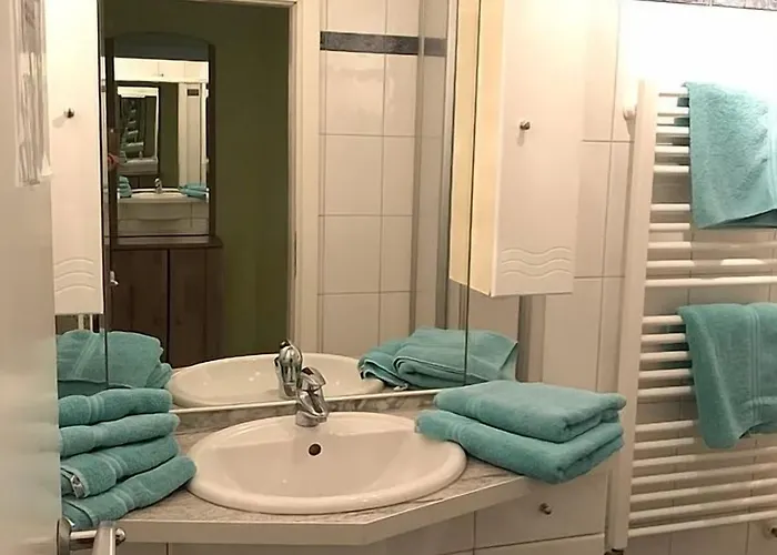 Theresa Apartahotel 3*