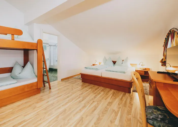 Theresa Апарт-отель