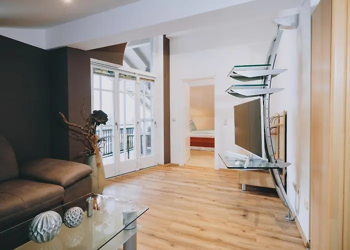 Theresa Apartahotel 3*